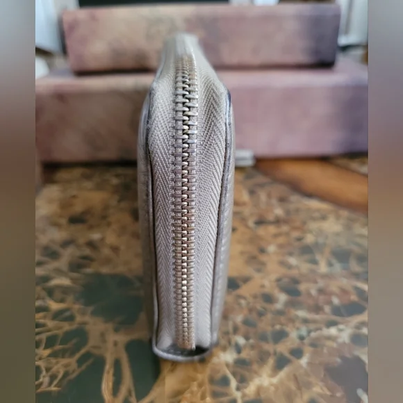 Gucci Soho zip around long wallet - Picture 3 of 11